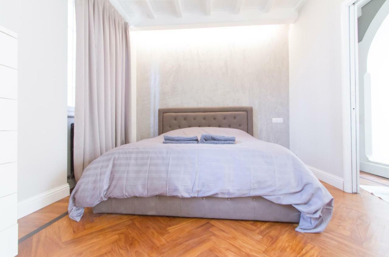 Elegante E Completamente Arredato Apt In Duomo 밀라노 외부 사진