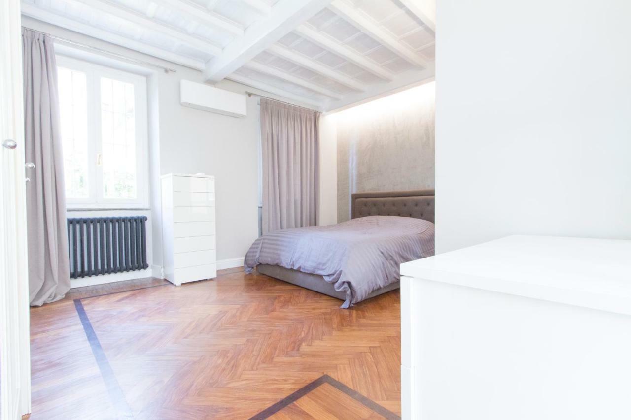 Elegante E Completamente Arredato Apt In Duomo 밀라노 외부 사진