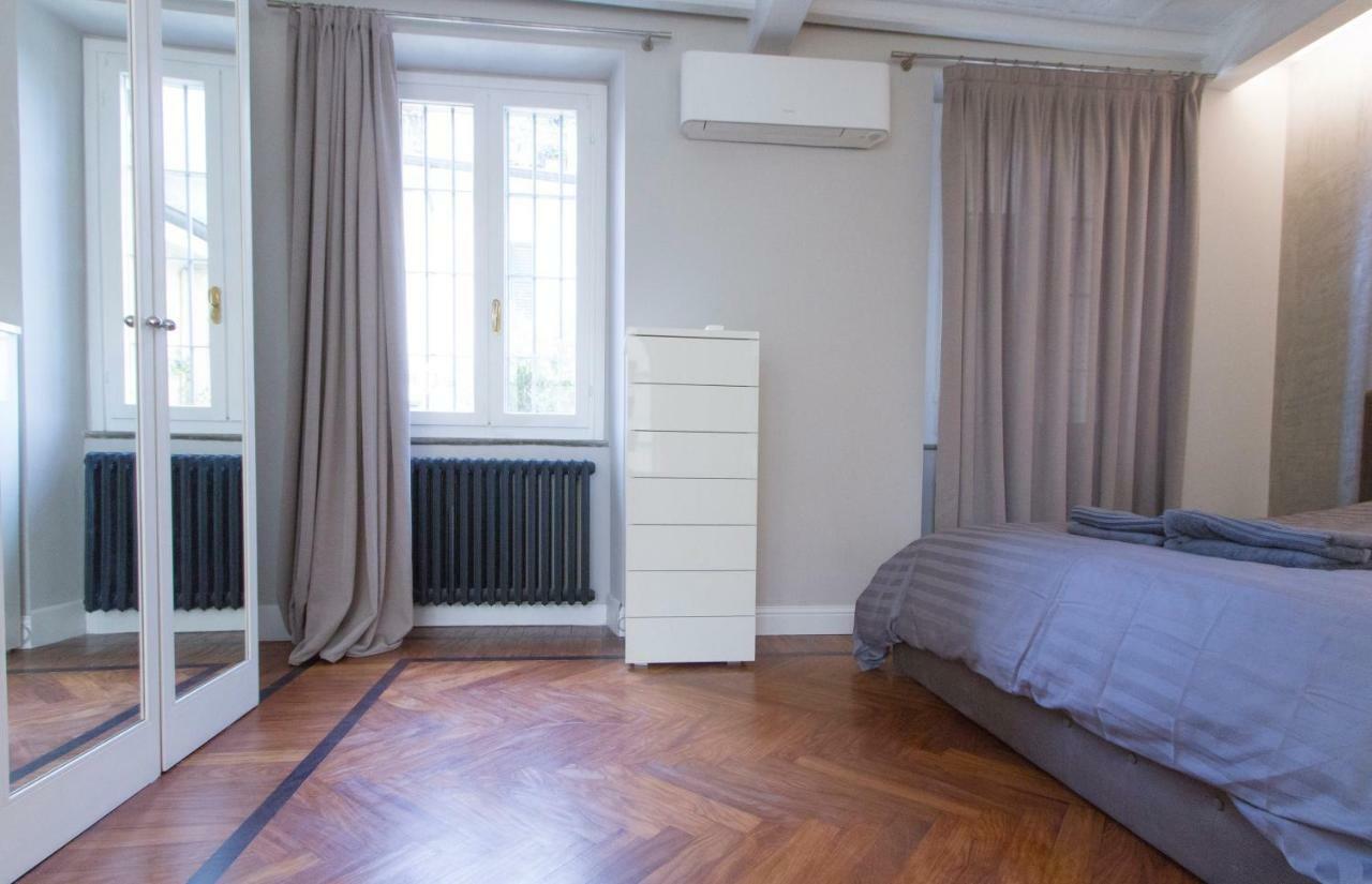 Elegante E Completamente Arredato Apt In Duomo 밀라노 외부 사진